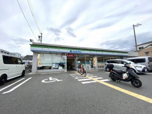 コンビニ　ファミリーマート門真三ツ島六丁目店（コンビニ）まで515m