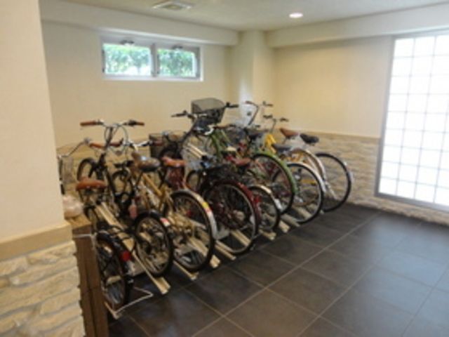 駐車場　★駐輪場★
