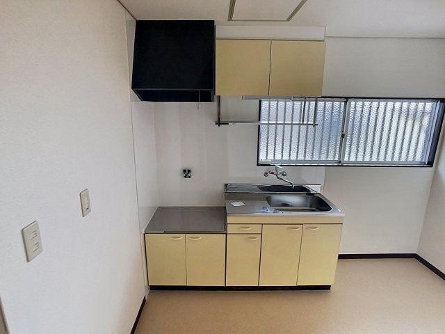 キッチン　現況が相違する場合は現況を優先致します。2026年4月撮影