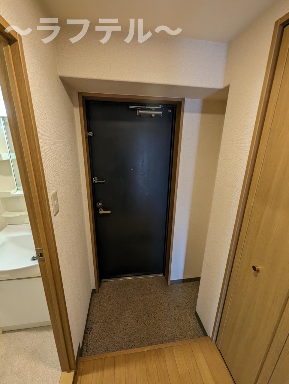玄関　別部屋イメージ写真