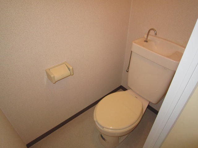 トイレ　別部屋参考