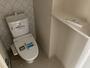 トイレ　温水洗浄便座付きのトイレです。
