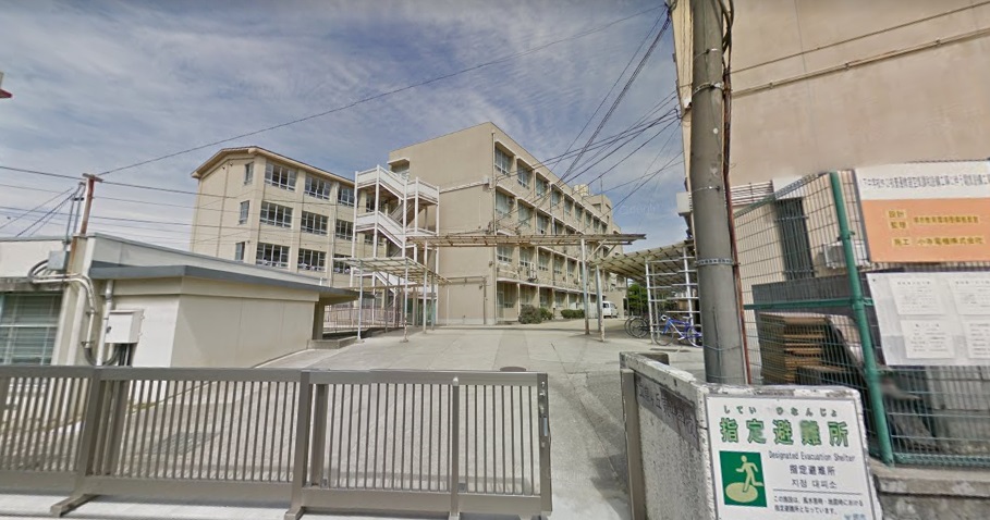 中学校　堺市立泉ケ丘東中学校（中学校）まで1540m