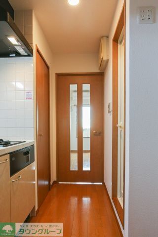 玄関　お部屋探しは株式会社　タウンハウジング　までお気軽にお問合…