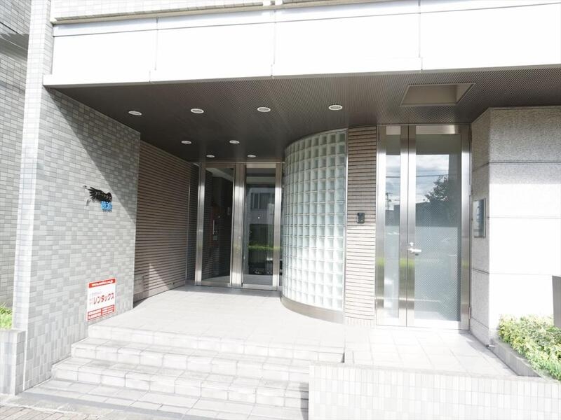 エントランス　オートロック付きで安心
