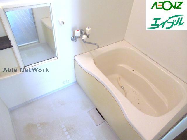 バス・シャワールーム　※同物件、別部屋の写真です