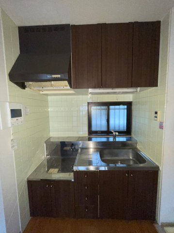 キッチン　※別部屋参考画像です。