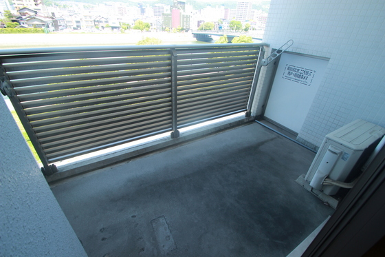 バルコニー　※別部屋の写真です