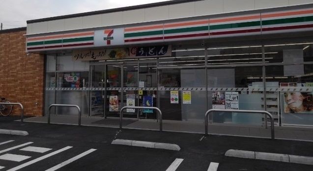 コンビニ　セブンイレブン稲城南多摩北口店（コンビニ）まで200m