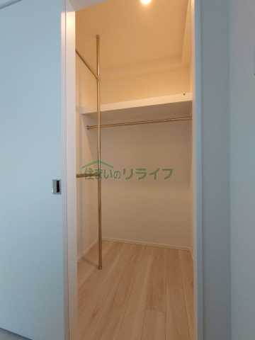 収納　リライフ浅草店。反転タイプのお写真です。