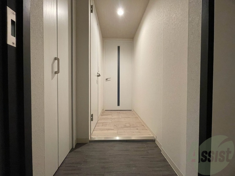 玄関　玄関から見た景色はこちらです。イメージできますか。