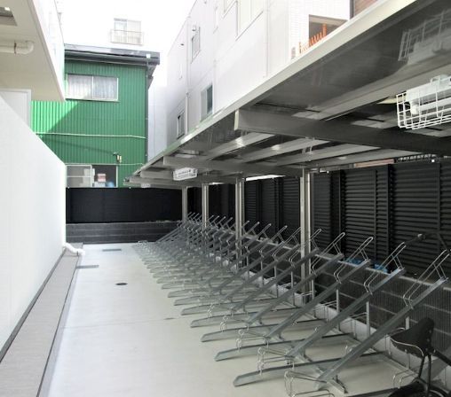 駐車場　駐車場