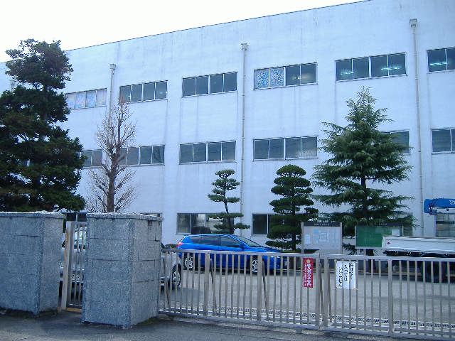 中学校　山口市立白石中学校（中学校）まで656m
