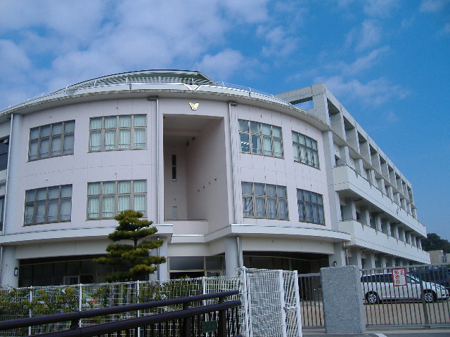 小学校　山口市立白石小学校（小学校）まで792m
