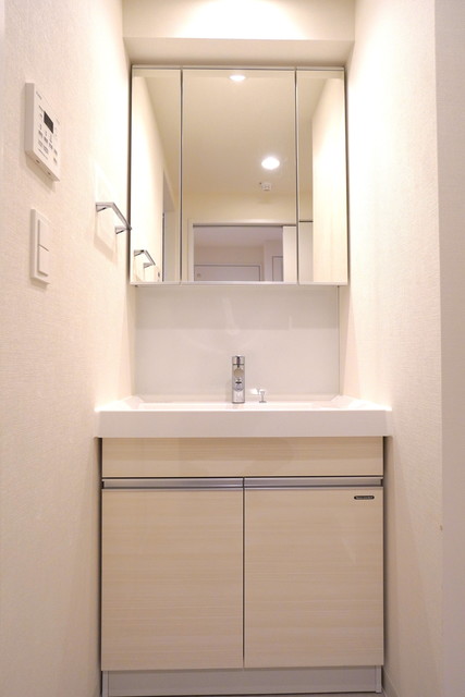 洗面設備　※写真は同タイプ住戸です。
