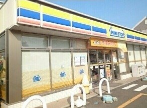 コンビニ　ミニストップ（コンビニ）まで190m
