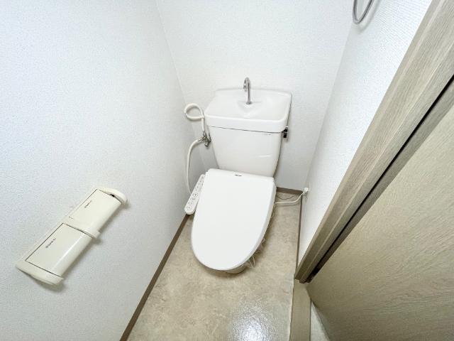 トイレ　シャワー付トイレ