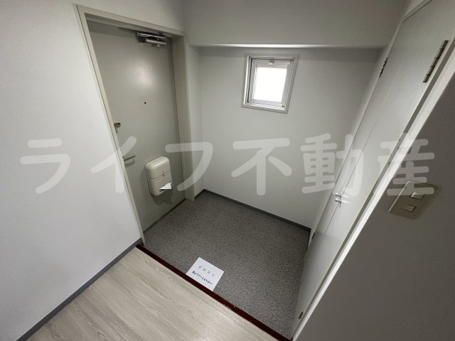 玄関　収納もある玄関です
