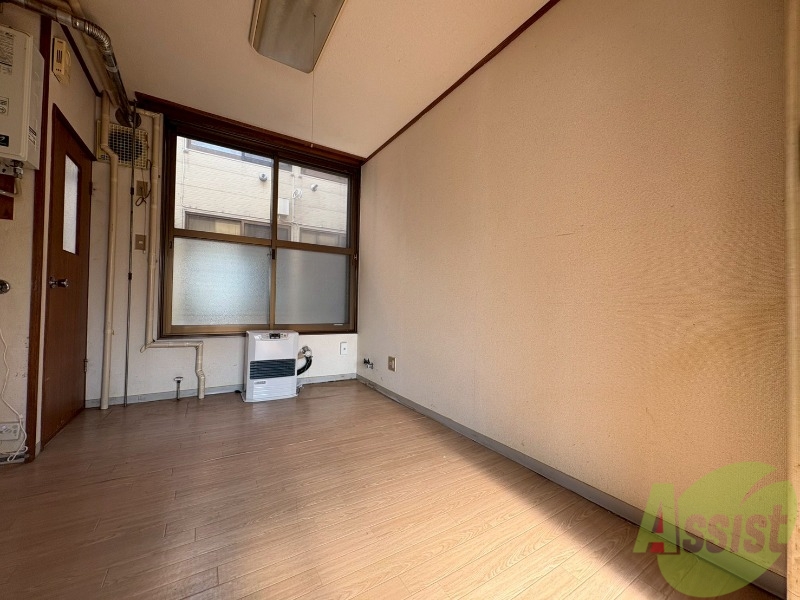 居室・リビング　広くてキレイなお部屋が広がっていて、充実した生活が送れそう。