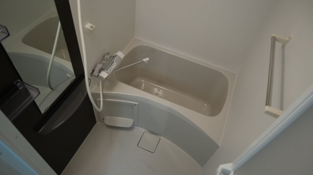 バス・シャワールーム　日々の疲れを癒すお風呂付です