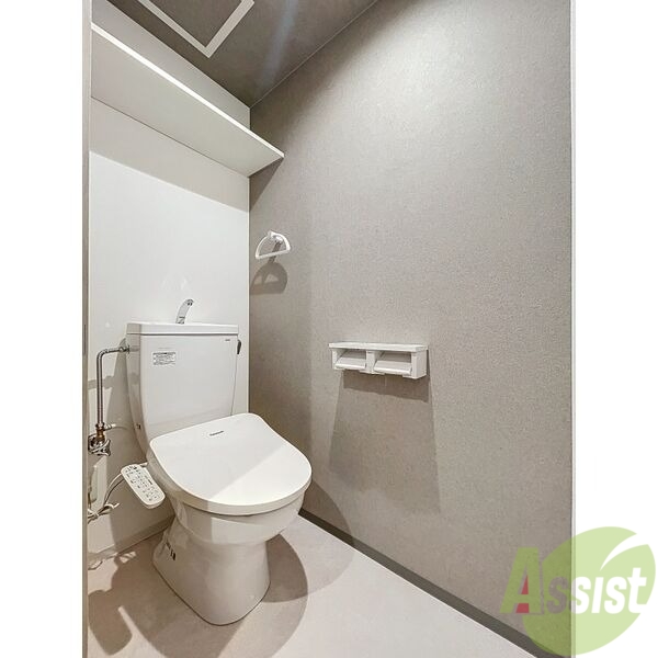 トイレ　こちらはトイレです。清潔感があり、安心して使用できます。