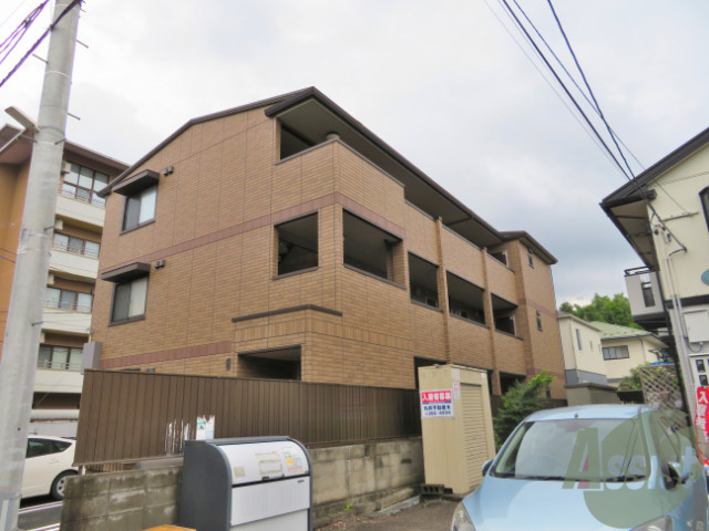 病院　（病院）まで100m
