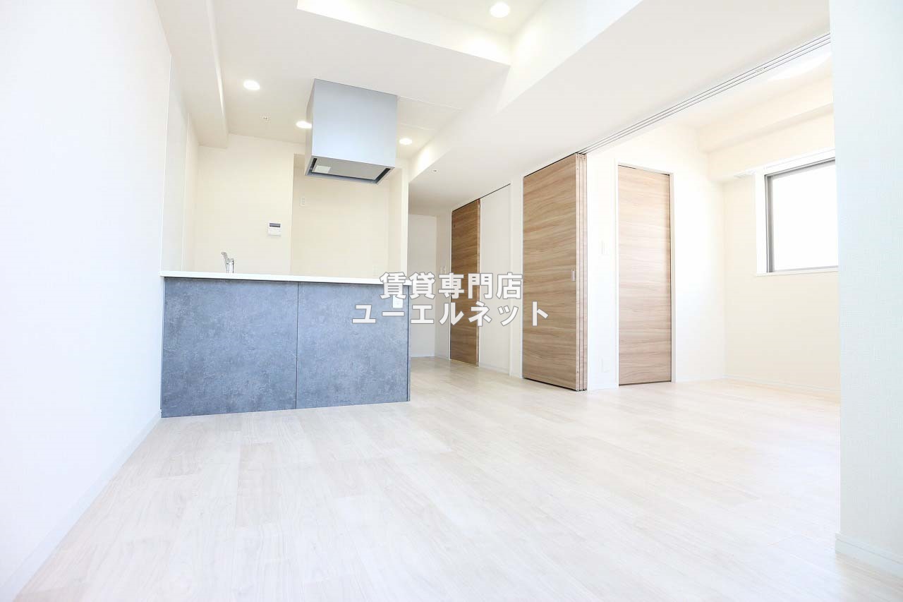 居室・リビング　ゆったりとくつろげる、落ち着きのある居室空間です