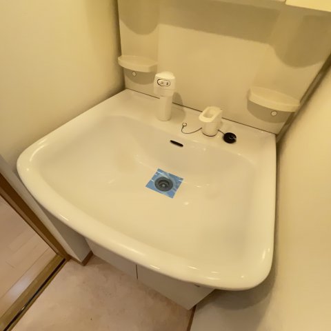 洗面設備　同仕様タイプです