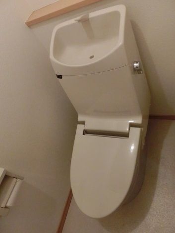 トイレ　別号室の参考写真です