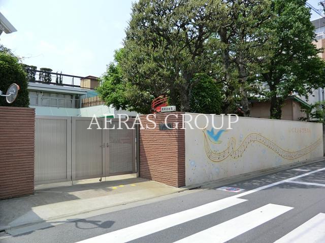 幼稚園・保育園　育英幼稚園（幼稚園・保育園）まで699m