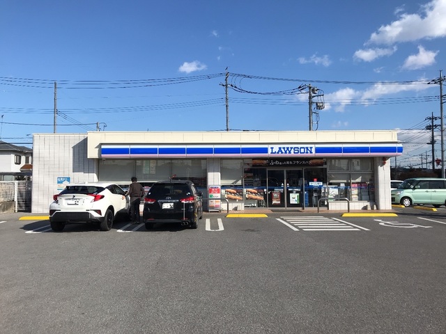コンビニ　ローソン高根沢宝石台1丁目店（コンビニ）まで561m
