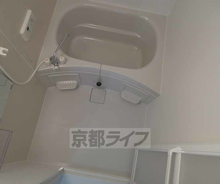 バス・シャワールーム　コンパクトなお風呂です