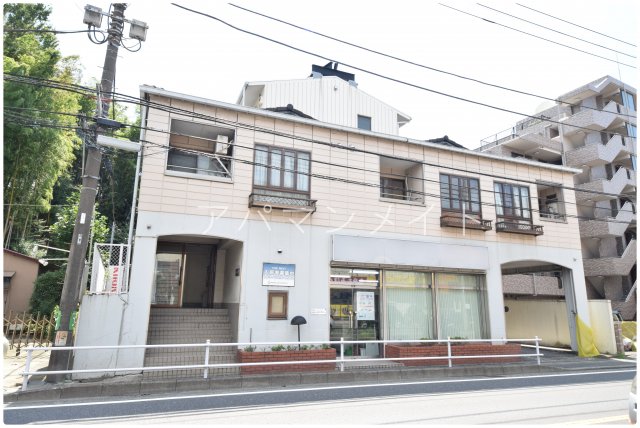 建物外観　落ち着いた雰囲気の外観です