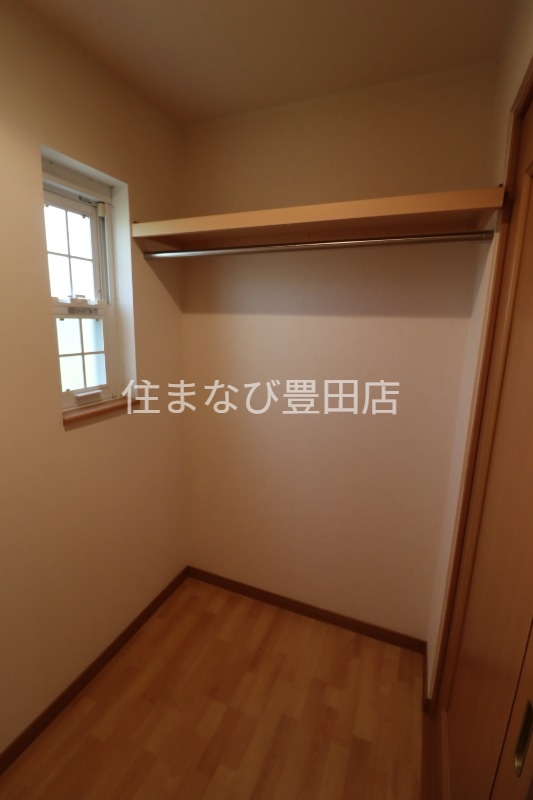 収納　同型別部屋写真