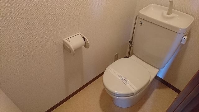 トイレ　ウォシュレットあり