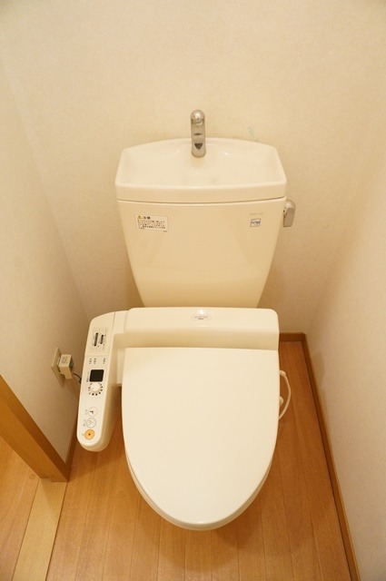 トイレ　図面と現状に相違がある場合には現状を優先