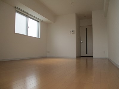 居室・リビング　別号室参考写真