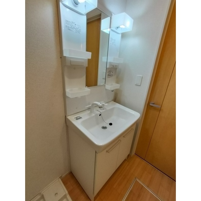 洗面設備　シャンプードレッサー