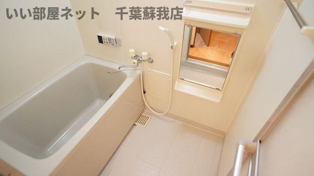 バス・シャワールーム　日々の疲れを癒すお風呂付です