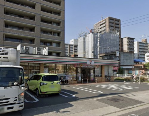 コンビニ　セブンイレブン 名古屋上飯田通1丁目店（コンビニ）まで128m
