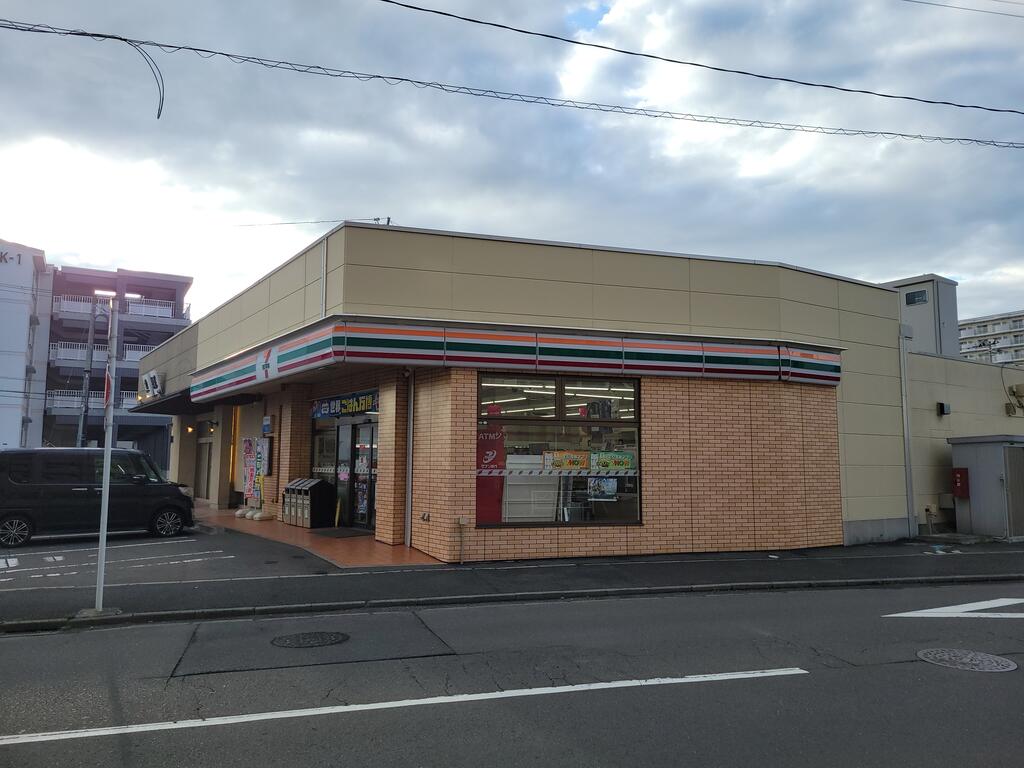 コンビニ　セブンイレブン仙台福室6丁目店（コンビニ）まで403m