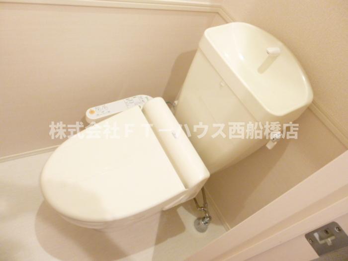 トイレ　トイレ