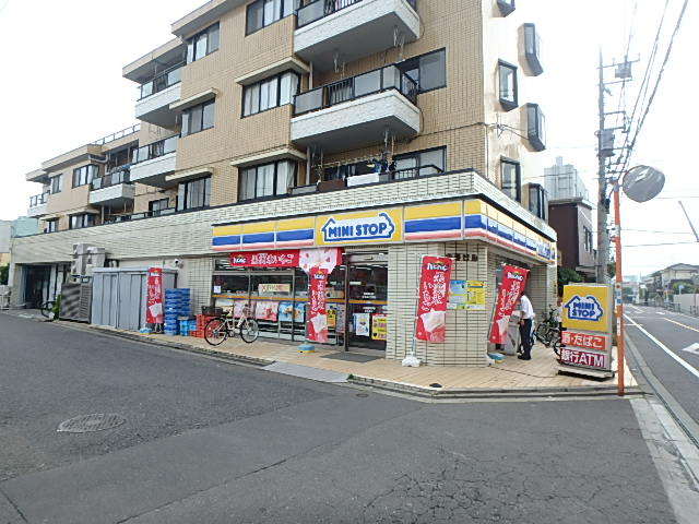 コンビニ　ミニストップ芝久保２丁目店（コンビニ）まで200m