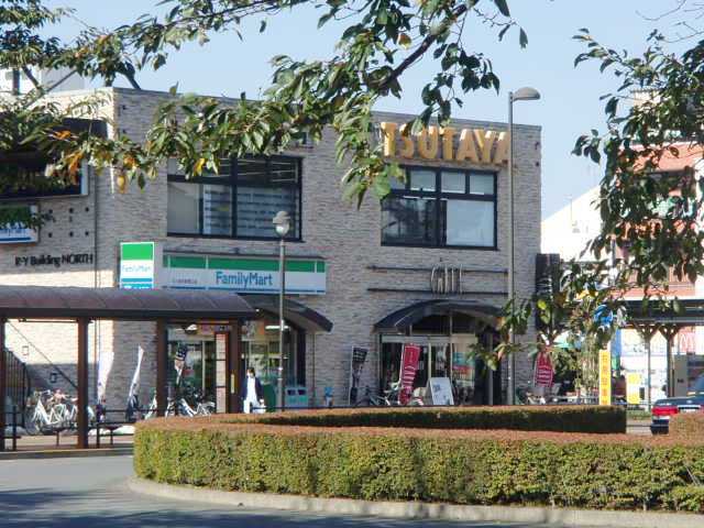レンタルビデオ　ＴＳＵＴＡＹＡ花小金井駅前店（レンタルビデオ）まで900m
