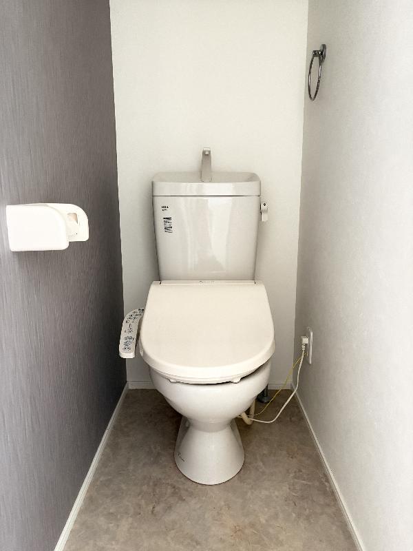 トイレ　コンパクトで使いやすいトイレです