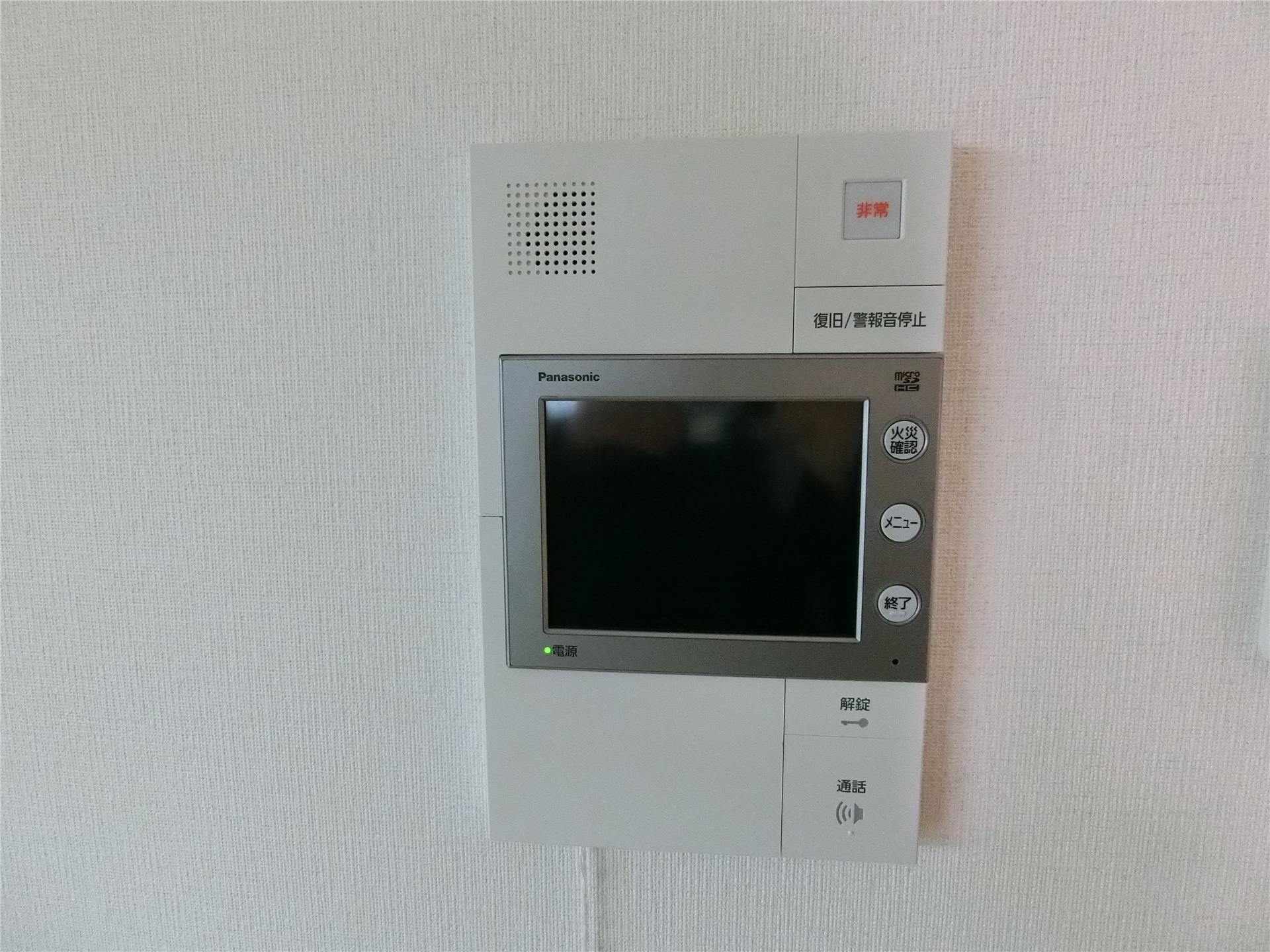セキュリティ　来客時にお部屋から確認できるモニター付きドアホン♪