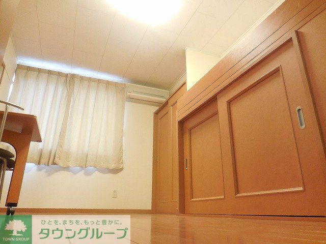 居室・リビング　家具家電付き