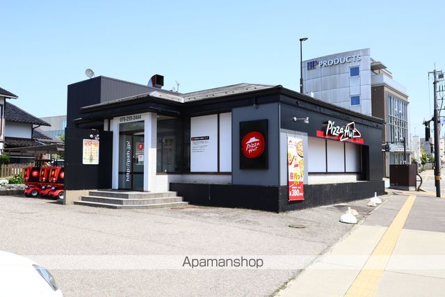 飲食店　ピザハット　金沢小立野店（飲食店）まで448m