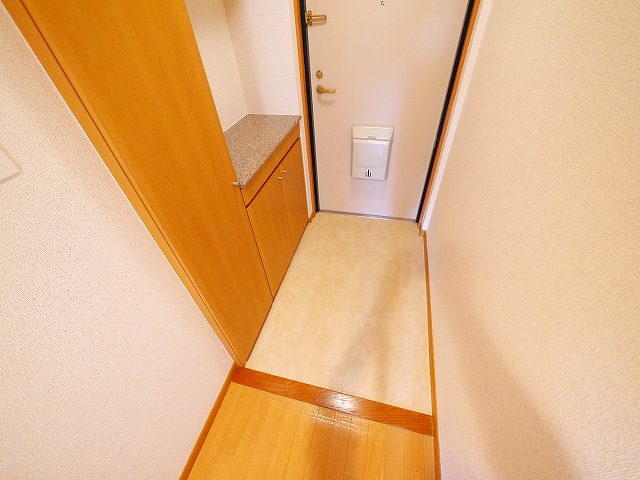 玄関　落ち着いた玄関です