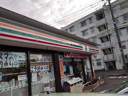 コンビニ　セブン-イレブン 川崎久末団地店（コンビニ）まで850m